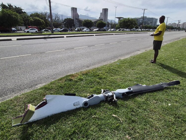 Video: Two helicopters collide in mid-flight in Brazil and at least six deaths are reported