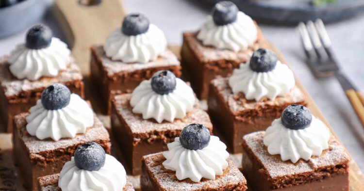 Magic chocolate cake