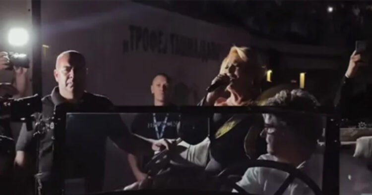 Ćana created a spectacle at Tašmajdan
