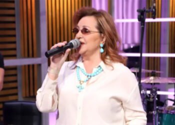 Today, Ana Bekuta is considered a style icon, her mother is to blame for everything