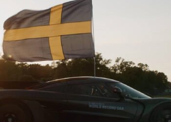 The Swedish hypercar pushed the speed limits (VIDEO)