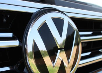 Volkswagen’s plan to save six billion euros, at the cost of 50,000 jobs
