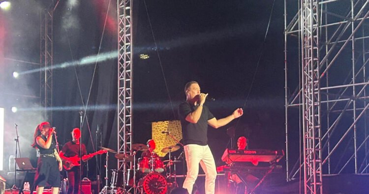 Returning after nine years, Željko Joksimović delighted the audience at Kastel