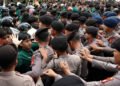 Growing discontent with policymaking keeps students on streets – Politics