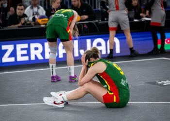 Grabbing their heads, the national team also saw the positive: “This is a great achievement”