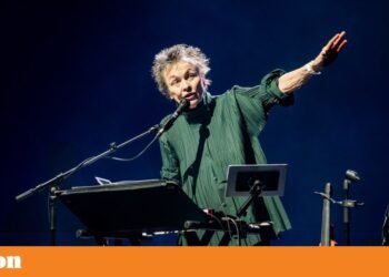 Sunday Night Plans: Fidget and Tai Chi with Laurie Anderson | Review