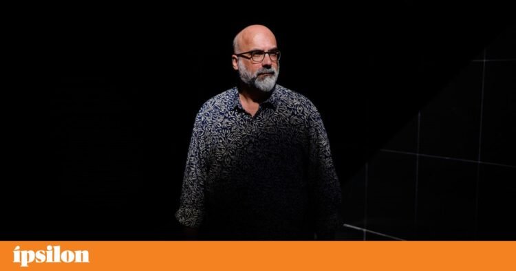 Valter Hugo Mãe: “We are fascinated by the regression to a certain childishness” | Interview