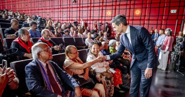 It was not in the script that Jetten would apologize for the treatment of the first generation of Moluccans: ‘Almost too late, but nice that it is there’