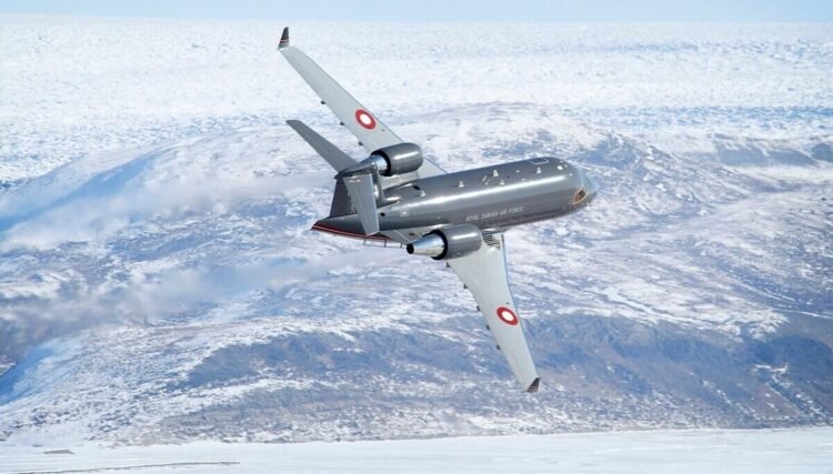 The defense is close to an agreement on new surveillance aircraft in the Arctic