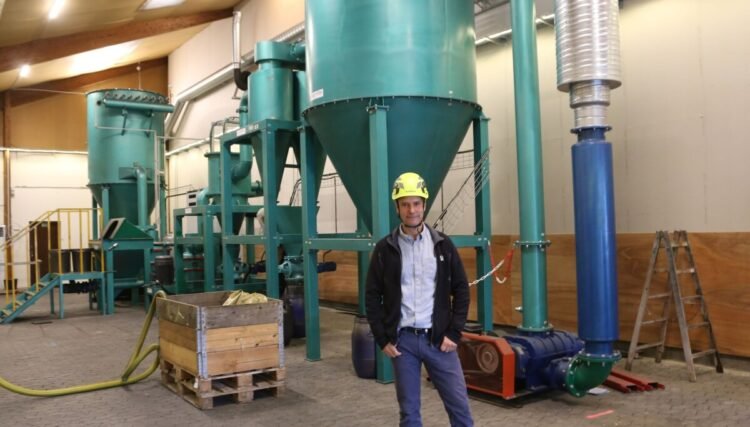 South Greenland graphite project opens pilot process plant in Denmark