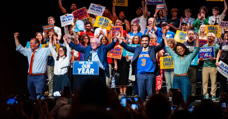 Democratic Leaders Want the Party to Moderate. Its Base Has Other Ideas.