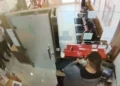 With a “toy gun”… a masked man breaks into a Kuwaiti exchange company and steals 21 thousand dinars! – Saudi Arabia News