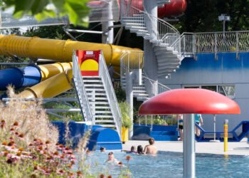 Early summer heat causes a rush in the Vaduz outdoor pool