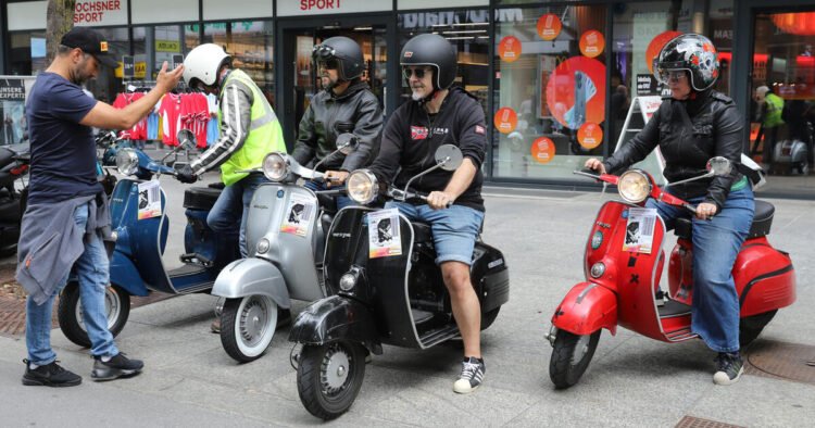 Vespa meeting, forest festival and 5 villages of Chilbi