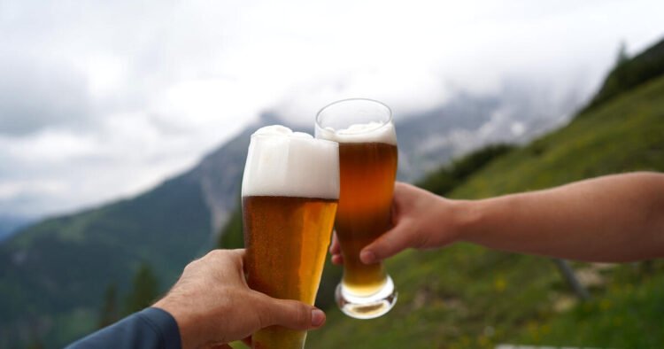 On the Panorama Trail: First beer hike in Malbun