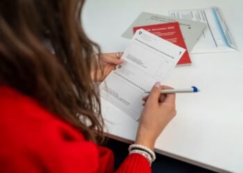 Survey10 Million Switzerland, Community Service Reform: How did you vote?821