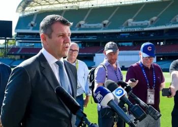 Big Bash League privatisation impasse prompts pivotal meeting on future of Australian cricket and a potential overhaul to the Cricket Australia board