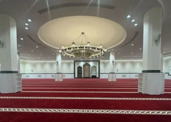 Endowments opens a new mosque in Ain Khaled area