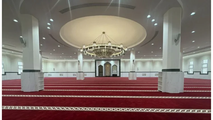 Endowments opens a new mosque in Ain Khaled area