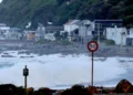 Hundreds of people were evacuated as huge waves hit the New Zealand capital, Wellington
