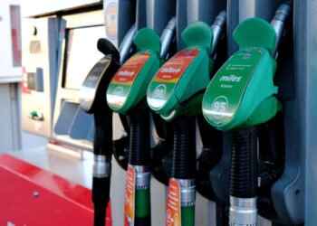 Fuel sellers warned publicly commenting on prices can affect competition | News