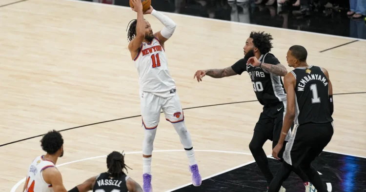 Everything is going like clockwork, the New Yorkers are unstoppable even in the first final game