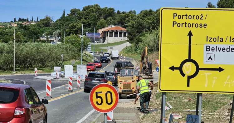 The protests have subsided, there will (probably) be no more collapse on the road past Izola