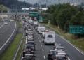 Vipava expressway closed due to accident, traffic jam also towards Tomačevo (VIDEO)