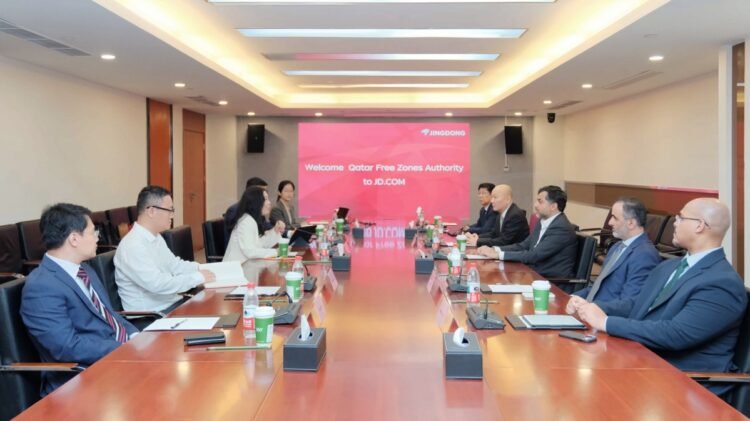 Free zones discuss cooperation with “JD.com”