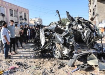 Israeli military kills four in Gaza and expands control zone, locals say
