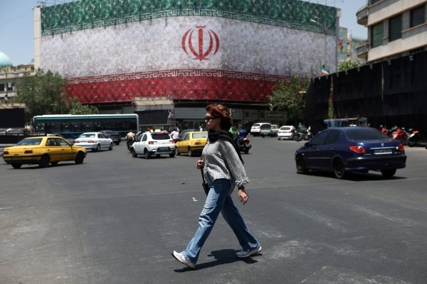Iran says draft US deal includes oil sanctions waiver, asset release