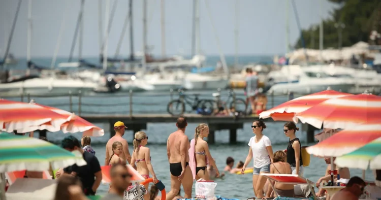 Be careful in the sun – 90 percent of skin cancer can be prevented
