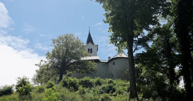 How the camp above Cerov defeated the Turks and time