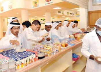 Opening the door to qualifying food companies for school canteens