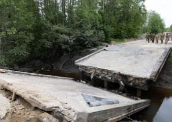 Gallery: Bridge blown up in central Estonia gives EDF training skills | News