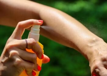 Mosquitoes learn to like deet – experts offer new advice
