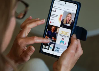 Hidden UI Influencers: How Brands Mislead Consumers