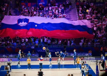 The Slovenians trailed twice, but blew away the Bulgarians in the fifth set