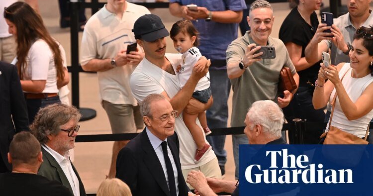Florentino Pérez to remain as Real Madrid president after overwhelming election win | Real Madrid