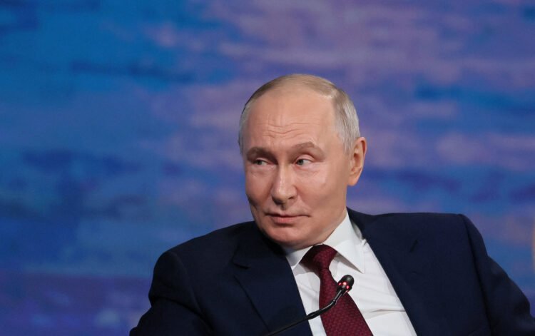 Al-Riyadh newspaper | Putin: We are grateful to Saudi Arabia for cooperation in the global oil market