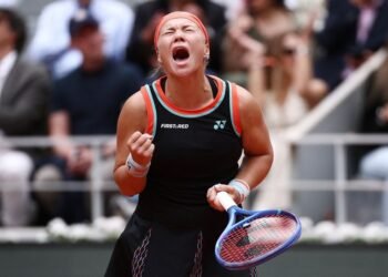 Tennis: Tennis-Shnaider takes lessons from Sabalenka’s Paris struggles to reach semis