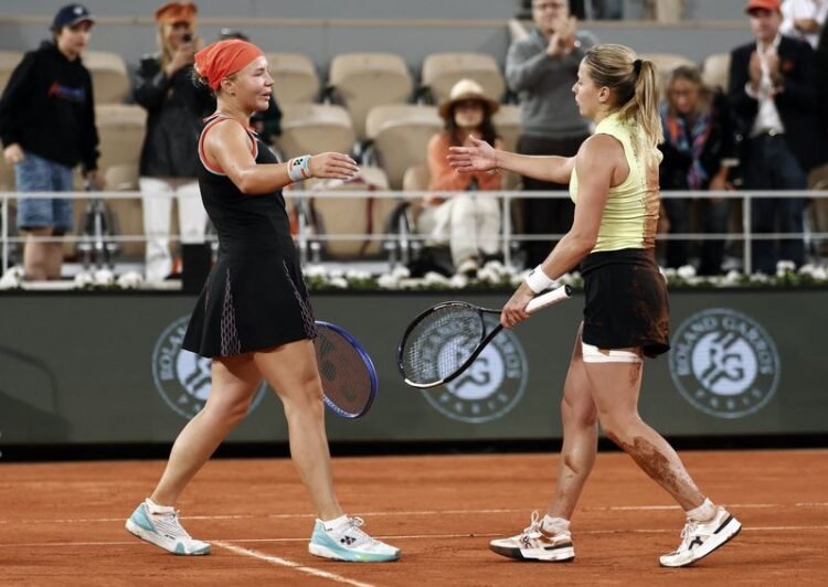 Tennis: Tennis-Shnaider gives Andreeva early read on Chwalinska challenge