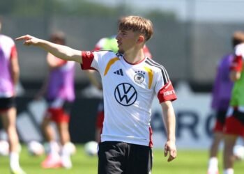 Football: Soccer-Germany teenager Karl injured in training, says Germany coach Nagelsmann
