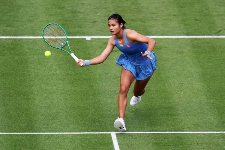 Tennis: Tennis-Raducanu returns to winning ways at Queen’s