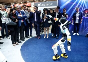 European robotics start-ups go up against Chinese heavyweights