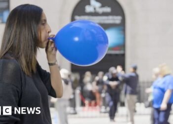 Watch: Is there an AI stock market bubble, and is it ready to burst?
