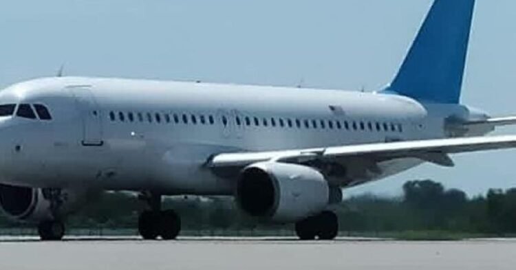 Deportations: The United States deports another 96 Cubans to the Island
