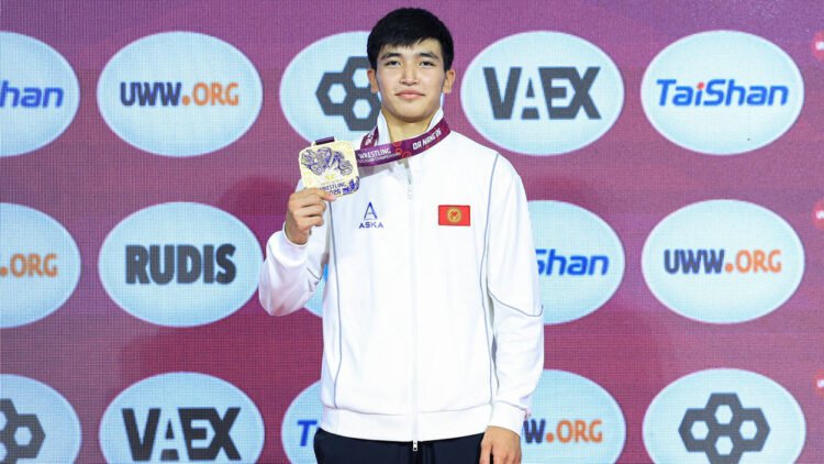 Wrestler Bayel Nuraliev became the champion of Asia (U-17), defeating the Iranian in the final with a score of 10:0. Video