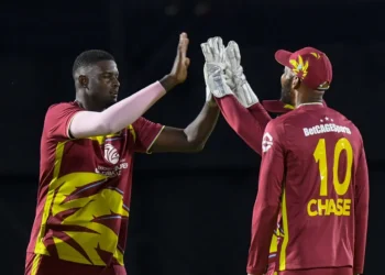 West Indies beat Sri Lanka in last-over finish in first T20