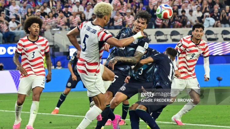 World Cup: USA defeats Paraguay